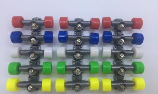 手指滑板动画片